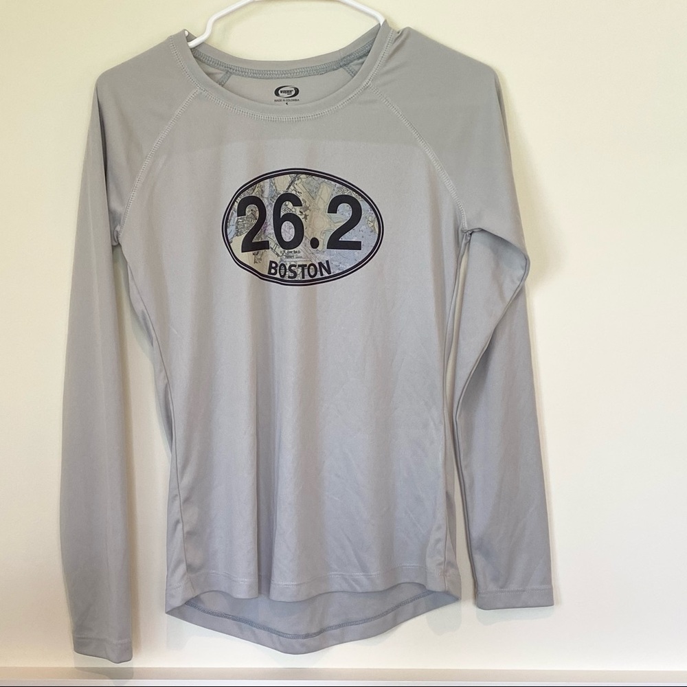 Boston marathon running top